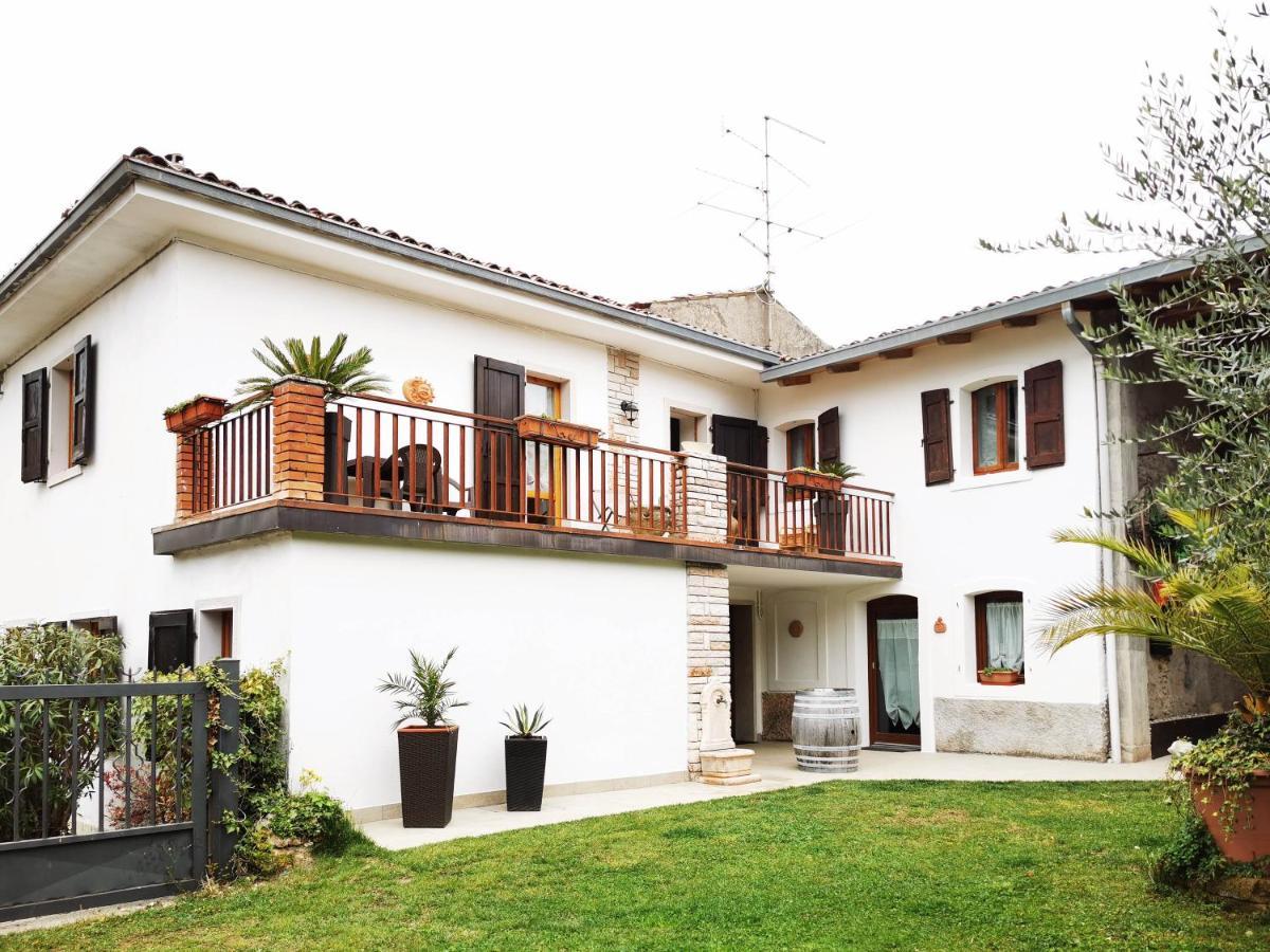 Casa Rustica Con Giardino Villa Caprino Veronese Kültér fotó