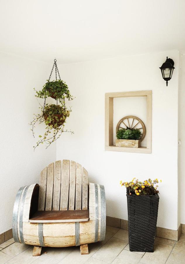 Casa Rustica Con Giardino Villa Caprino Veronese Kültér fotó